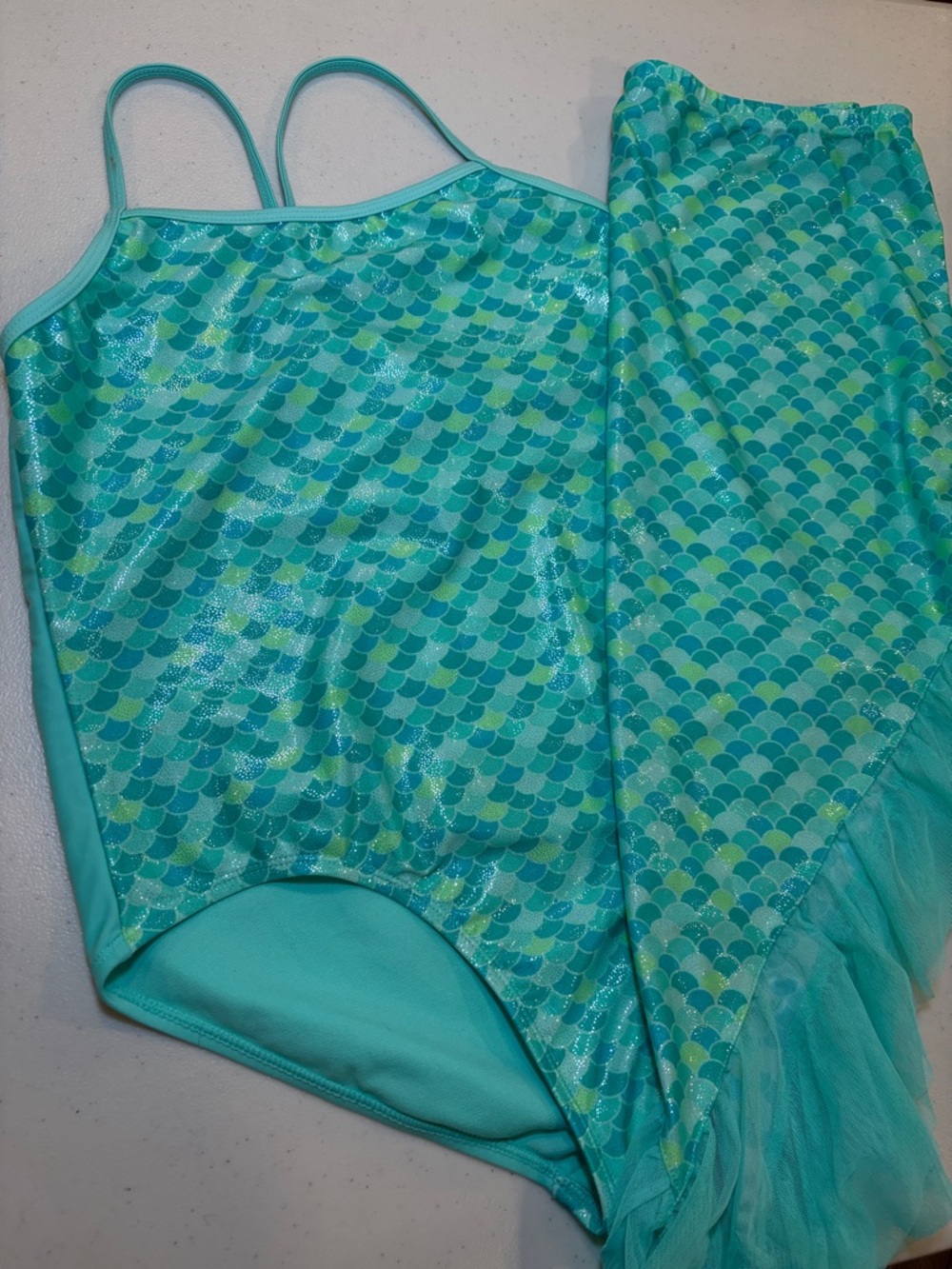 NWOT Girls Mermaid Swim Set